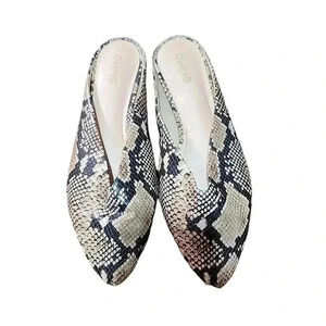 Owme Women's Animal print loafers. Size 41
